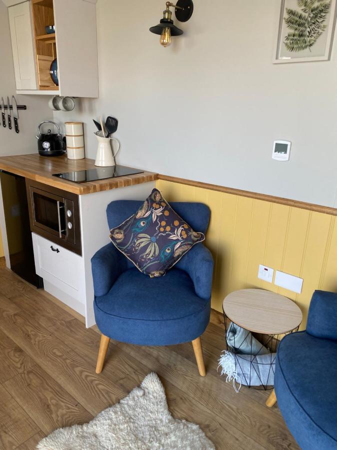 Silver Fern Glamping Hotel Aberystwyth Bagian luar foto